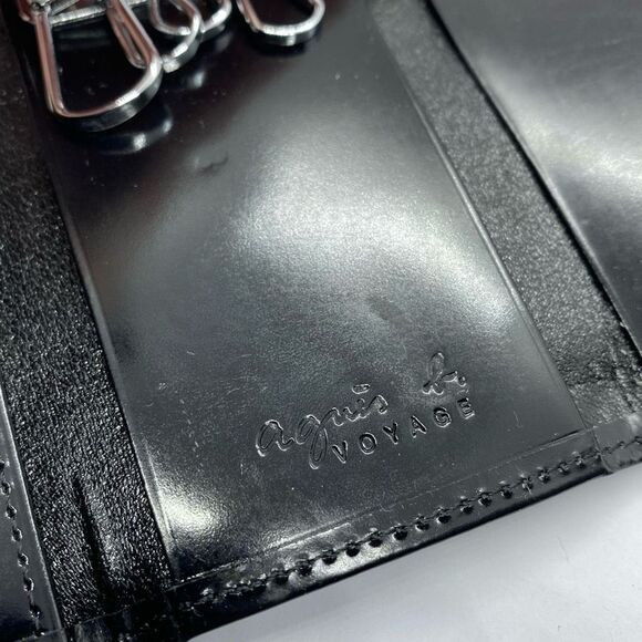 Authentic Agnes B. Black Patent Leather 5 Clip Key Case - Picture 8 of 11